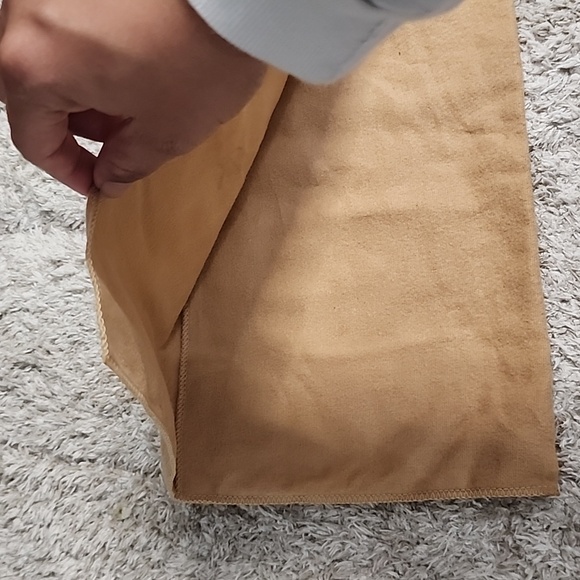 Louis vuitton dust bag H11.5x W7in - Picture 3 of 3